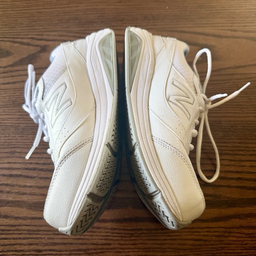 New Balance 928v3 Womens White Blue Leather Walking Shoes WW928WB3 Size 8.5